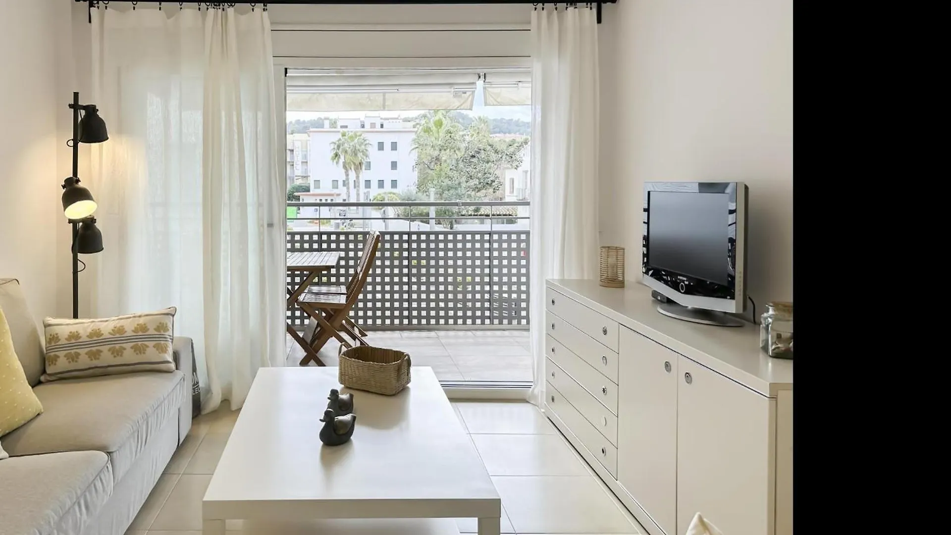 Cozy Apartment Near Beach Tossa 2 Tossa de Mar